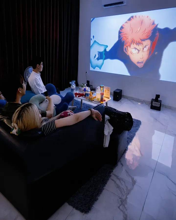 BRO Game Zone & Cinema